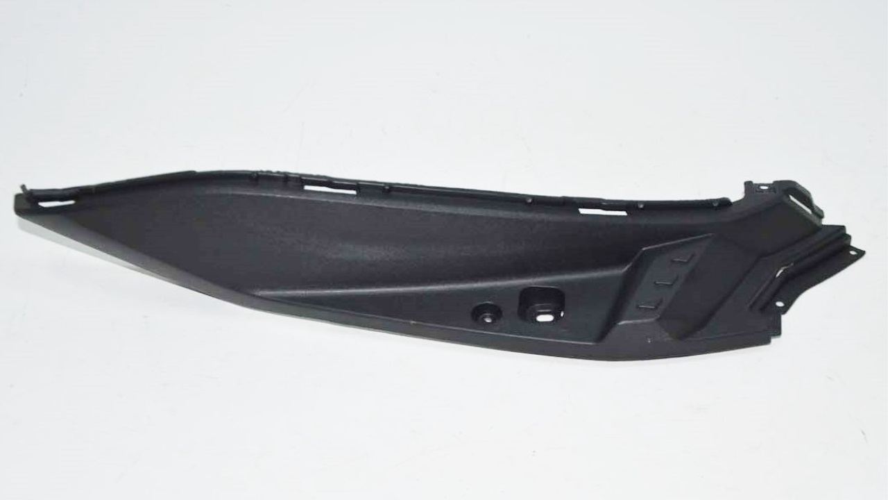 ARKA BASAMAK PLASTİĞİ SAĞ (MYFORCE XS)